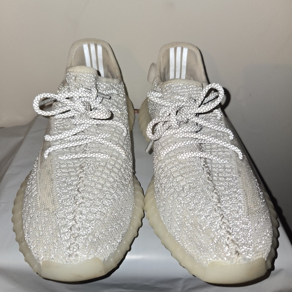 Yeezy Boost 350 V2 "White Bone" - Picture 4 of 6